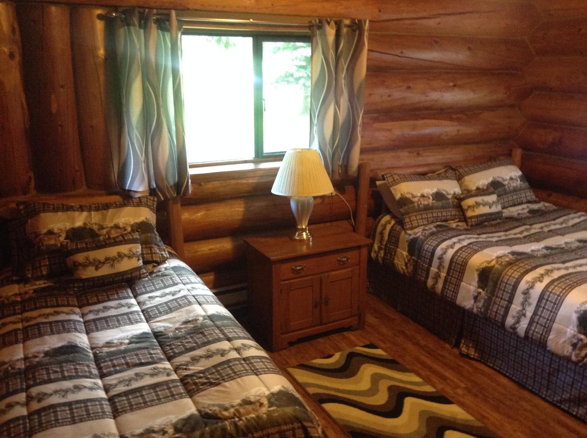Summit River Lodge & Campsites Valemount Esterno foto